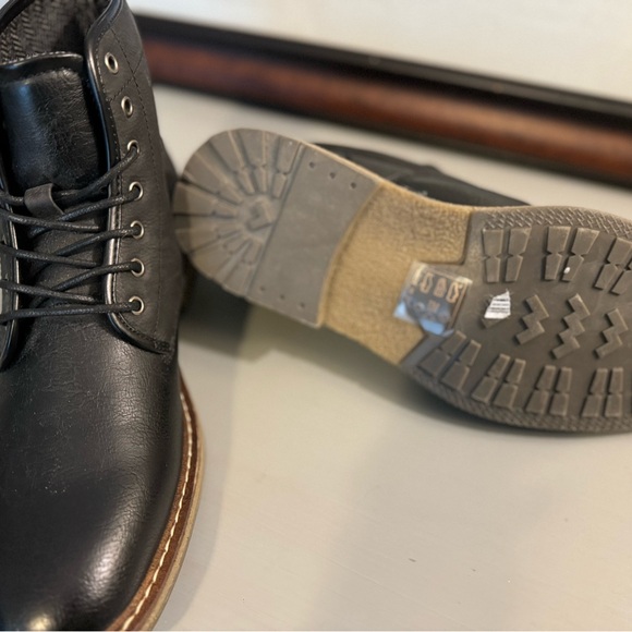 NWOB Arider men’s black lace up boots, size 9.5 - Picture 2 of 3